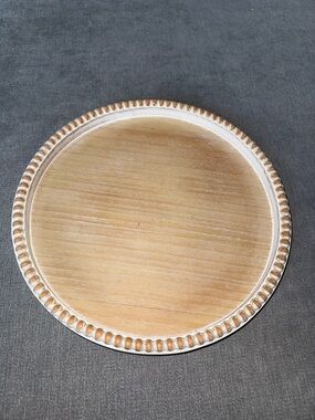 Wooden Round Decorative Farmhouse Board with Beaded Edge - Natural